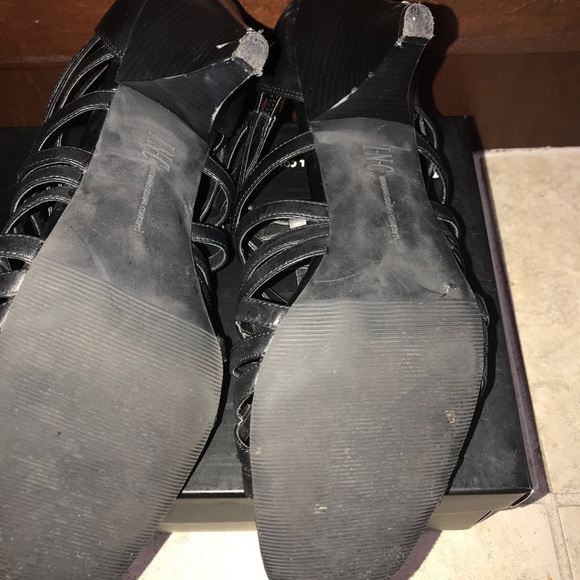 Sandals - Picture 4 of 4